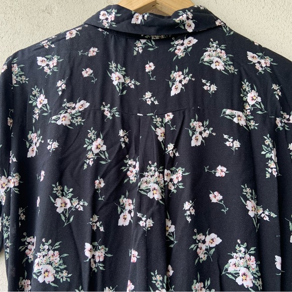 ☀️3/$30☀️ Vero Moda floral shirt dress - Picture 10 of 12